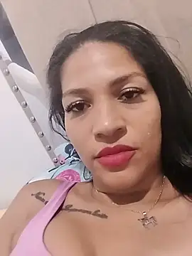 Snapshot of makennaa_ chatting on July 2026 12:40:01 AM makennaa online show from July 2026 12:40:01 AM