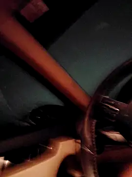 Throats online show from November 2025 01:02:01 PM