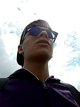 Snapshot of Cuervo_maniaco chatting on December 2024 05:00:01 PM Cuervo maniaco online show from December 2024 05:00:01 PM