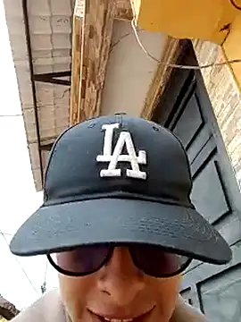 Snapshot of Cuervo_maniaco chatting on March 2025 04:42:02 PM Cuervo maniaco online show from March 2025 04:42:02 PM