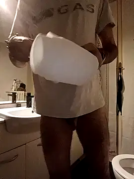 Fragolina73- online show from October 2025 07:12:02 PM