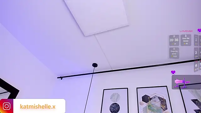  mishelle online show from April 2026 07:45:01 AM