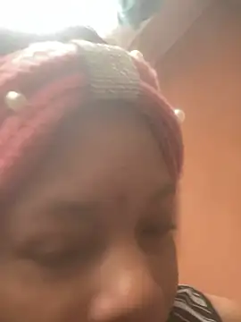 NAUGHTYSHALOTXX online show from April 2026 12:07:01 PM