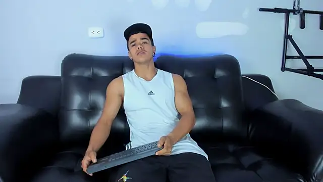 Rob saenz  online show from March 2025 01:03:02 PM