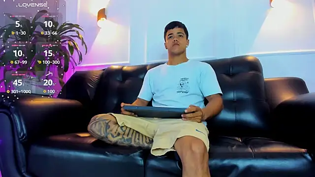 Rob saenz  online show from November 2025 11:31:01 AM