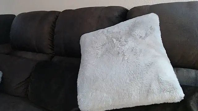 ladiimia online show from March 2026 05:31:02 PM