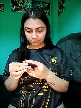 Nahiara velez online show from May 2026 10:59:02 PM