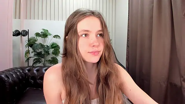 MaryannSoftt online show from March 2025 03:25:01 PM