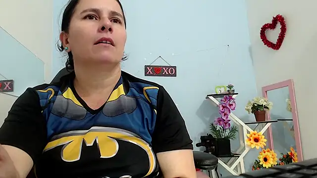 Snapshot of victoria_jones chatting on September 2025 07:52:01 PM victoria jones online show from September 2025 07:52:01 PM