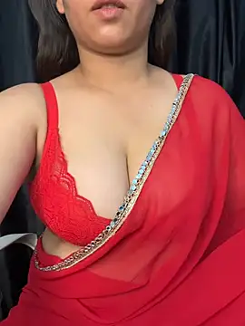 Snapshot of Diya_Chopra chatting on May 2026 04:09:01 AM Diya Chopra online show from May 2026 04:09:01 AM