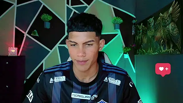 Damian latinxxx online show from February 2025 07:56:02 AM