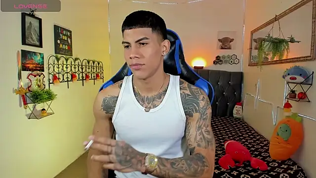 Damian latinxxx online show from February 2026 03:12:02 AM