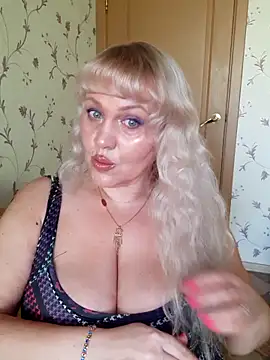 IsabellaBoni online show from May 2026 06:43:01 AM