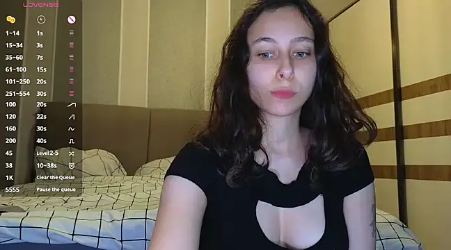 Agatha Sade online show from February 2025 03:54:02 PM