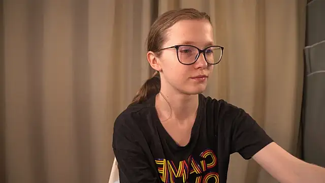 brendacom online show from March 2025 02:10:01 AM