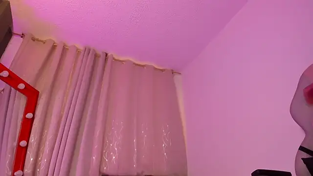 Snapshot of Zara_dulce chatting on January 2026 12:19:01 PM Zara dulce online show from January 2026 12:19:01 PM