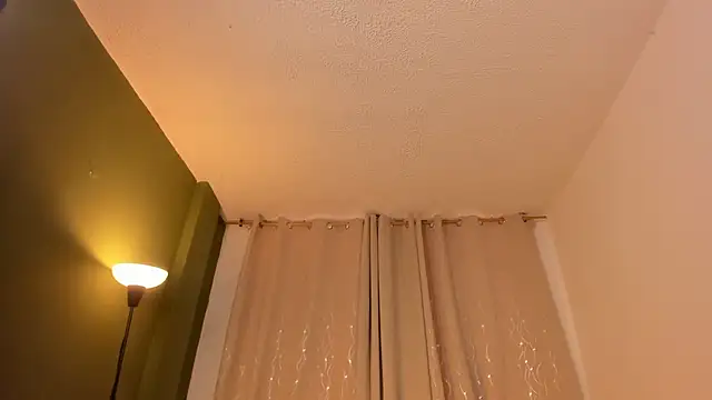 Snapshot of Zara_dulce chatting on March 2026 12:31:02 PM Zara dulce online show from March 2026 12:31:02 PM