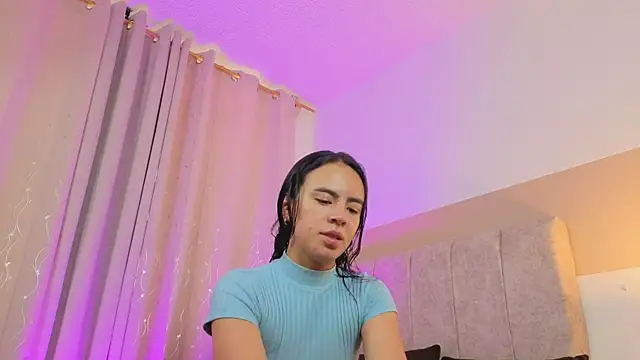 Snapshot of Zara_dulce chatting on April 2026 12:00:01 PM Zara dulce online show from April 2026 12:00:01 PM