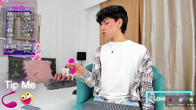 Santy carrington online show from February 2025 10:54:01 PM