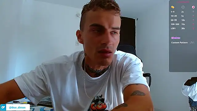 Snapshot of bray_hotboy777 chatting on May 2026 03:30:02 PM bray hotboy777 online show from May 2026 03:30:02 PM