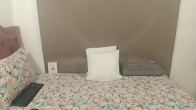 kimberlyjamexxx online show from October 2025 03:53:01 AM