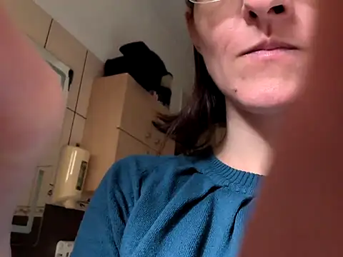 Snapshot of Milky_hairy_mommy chatting on October 2025 07:58:02 AM Milky hairy mommy online show from October 2025 07:58:02 AM