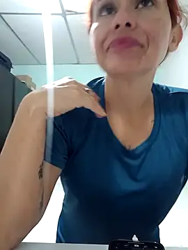 Snapshot of Magica_lorena chatting on October 2025 01:32:02 PM Magica lorena online show from October 2025 01:32:02 PM