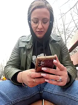 OlgaBuzzz online show from March 2025 06:16:01 AM