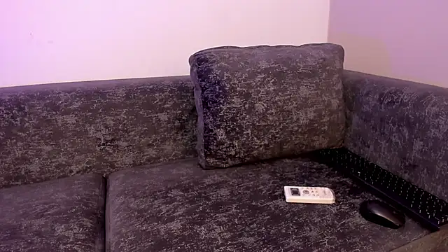 Littleolivia  online show from March 2026 05:02:01 PM