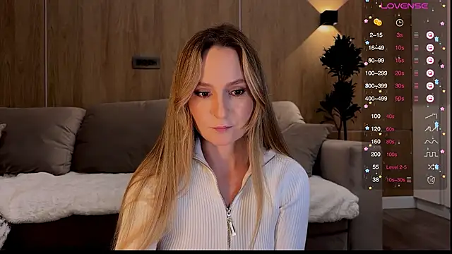 Snapshot of Peach__juice chatting on February 2025 04:14:02 PM Peach juice online show from February 2025 04:14:02 PM