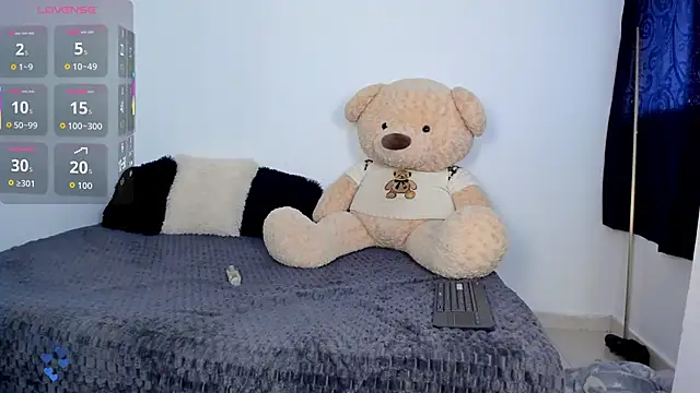 LittleParker online show from December 2025 12:43:01 PM