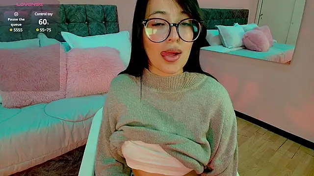 Snapshot of lovely__martina chatting on March 2025 04:56:02 PM lovely  martina online show from March 2025 04:56:02 PM