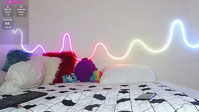 Snapshot of bobsexy08 chatting on December 2024 12:04:01 PM bobsexy08 online show from December 2024 12:04:01 PM