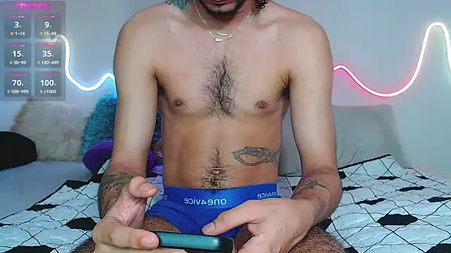 Snapshot of bobsexy08 chatting on November 2025 01:00:01 PM bobsexy08 online show from November 2025 01:00:01 PM