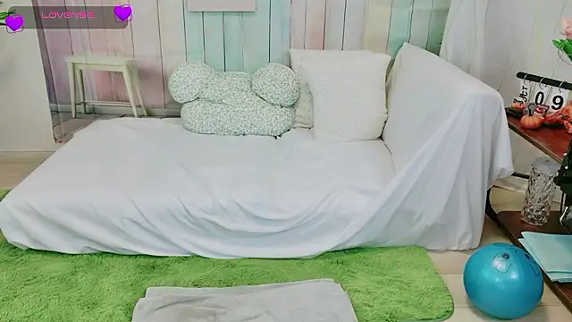 Snapshot of SERA-xx- chatting on October 2025 01:14:02 AM SERA-xx- online show from October 2025 01:14:02 AM