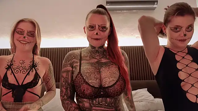 Snapshot of Inked_lorena chatting on October 2025 07:37:01 PM Inked lorena online show from October 2025 07:37:01 PM