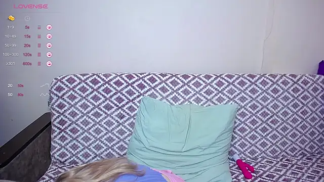 Snapshot of Olivia_Graceee chatting on December 2024 09:07:01 AM Olivia Graceee online show from December 2024 09:07:01 AM