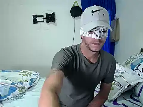 dirty boy horny online show from November 2025 08:20:01 PM