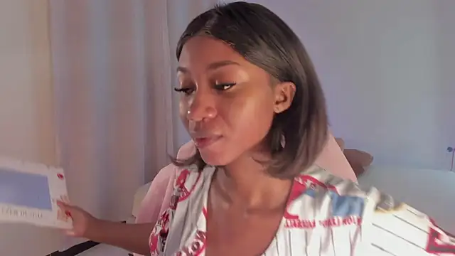 SavannahWildee online show from February 2025 09:44:01 AM