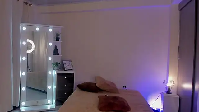 SavannahWildee online show from March 2025 12:10:01 AM