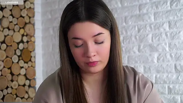 LowOncoming online show from March 2026 01:55:02 AM