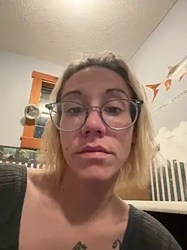 Salty6265 online show from July 2026 06:33:02 AM