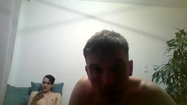 duoboys online show from April 2026 04:35:02 PM