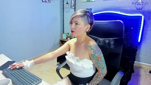 Snapshot of Maria_fernandaxxx_ chatting on December 2024 04:31:02 AM Maria fernandaxxx online show from December 2024 04:31:02 AM