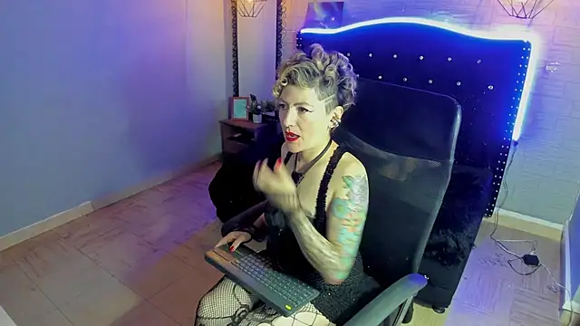 Snapshot of Maria_fernandaxxx_ chatting on December 2024 05:07:02 AM Maria fernandaxxx online show from December 2024 05:07:02 AM