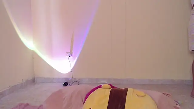  maiahairy  online show from March 2025 04:24:01 PM