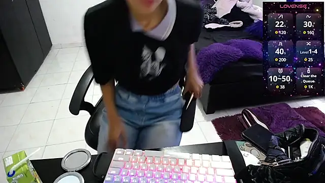 charllotee dark online show from December 2024 08:57:02 PM