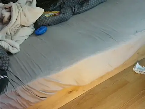 eblata04 online show from March 2025 08:38:02 AM