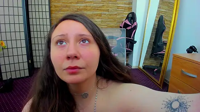 AishaRouhi online show from December 2025 05:57:01 AM