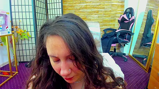 AishaRouhi online show from January 2026 05:22:01 AM